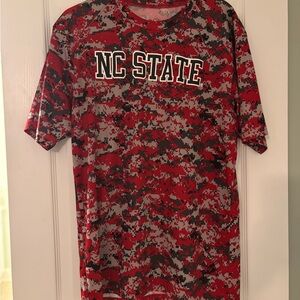 NC State Red and Gray Camo Men's Short Sleeve Tee